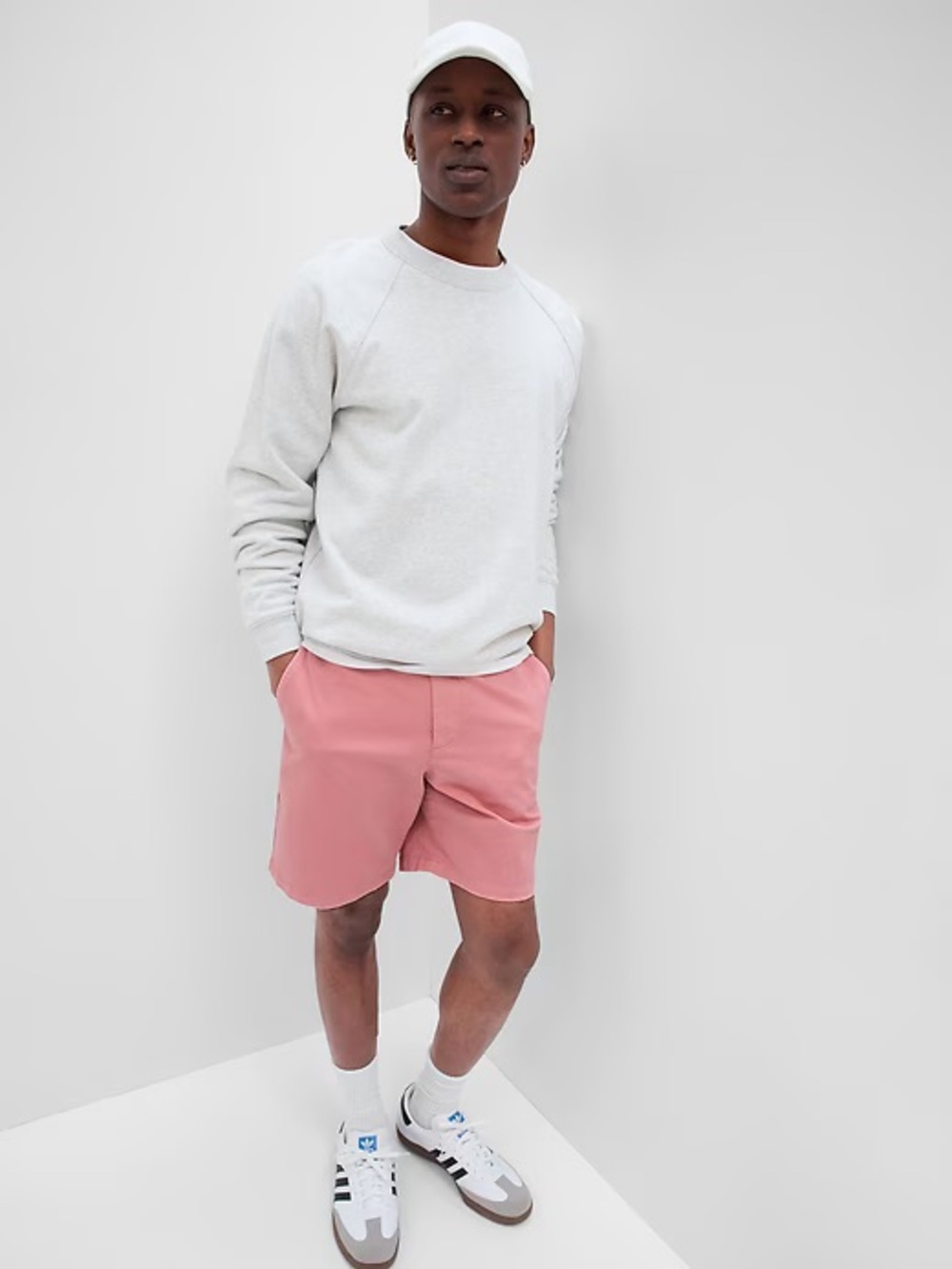GAP 8” Vintage Shorts Pink Size 38 Preppy Chino Casual Nautical Yacht Weekend